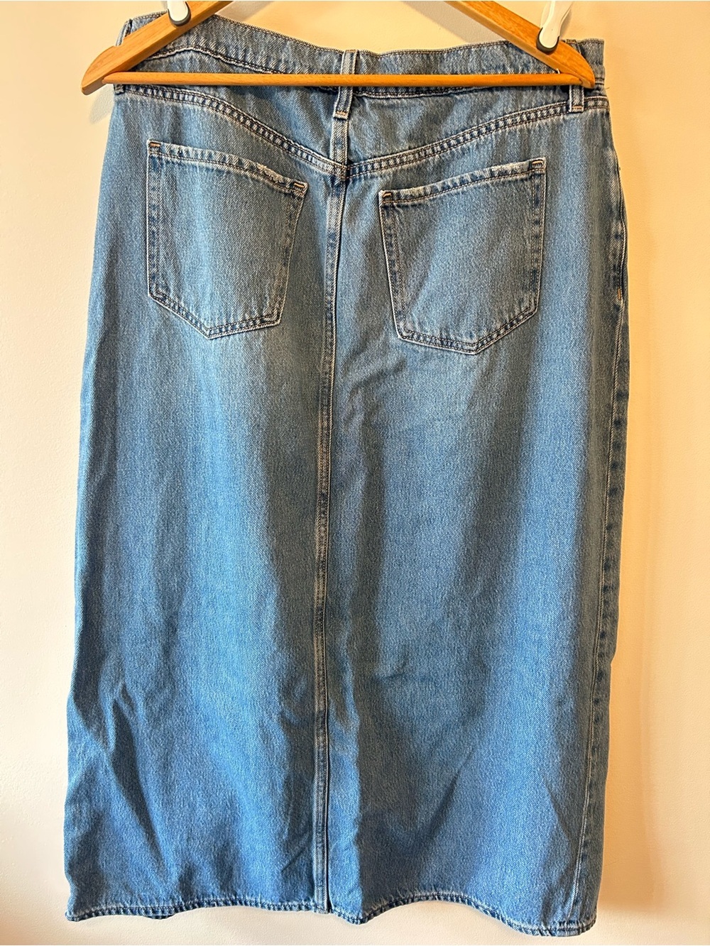 Old Navy Denim Midi Skirt - Picture 3 of 4